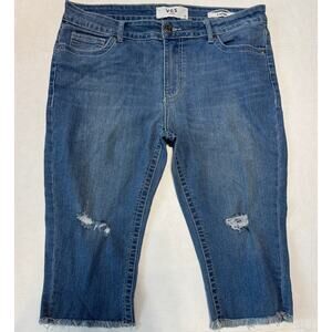 VGS Women 10 Denim Jeans Capri Everyday  Vacation Embellished Summer Edgy Travel